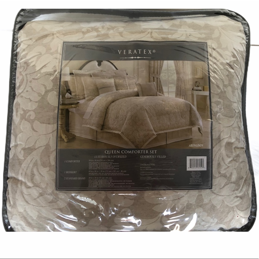 Gold/Tan Patterned Veratex Queen Comforter Set